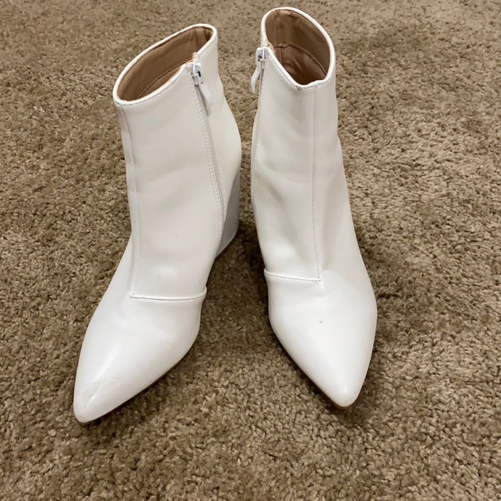 Boohoo White Pointed Toe Booties
